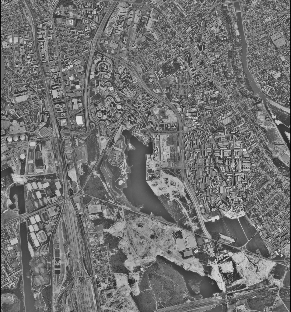 Photo aérienne 1981 - Données cartographiques © IGN - GÉO.VALDEMARNE.FR ©Données cartographiques © IGN - GÉO.VALDEMARNE.FR